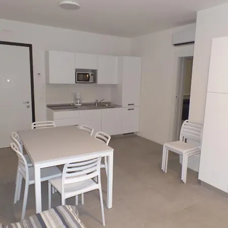 Spacious Three-bedroom Flat In A New Apartman Bibione