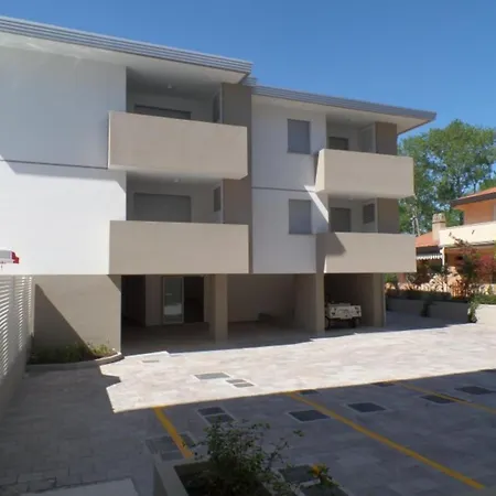 Spacious Three-bedroom Flat In A New Apartman Bibione